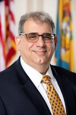 Portrait of Spiros Mantzavinos (D)